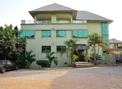 Green Suites Villa