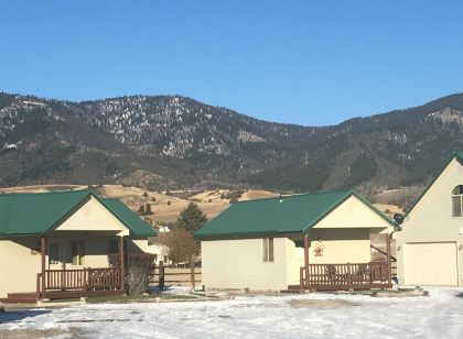 Sleepy J Cabins