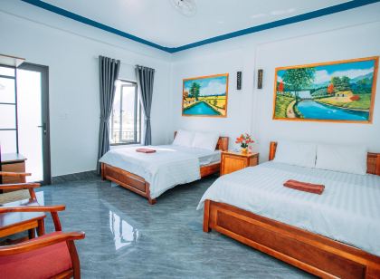 Green Riverside Cosy Home