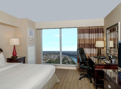 Hilton Niagara Falls/ Fallsview Hotel and Suites