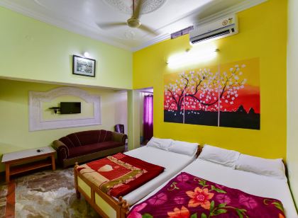 Anukul Guest House