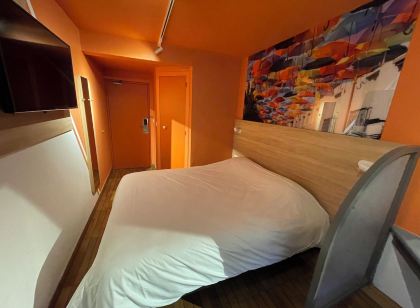 Egg Hôtel Sarcelles