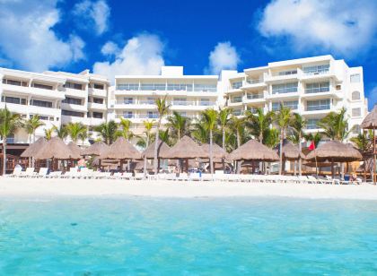 Hotel NYX Cancun