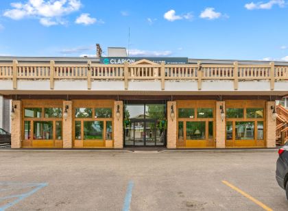 Clarion Hotel & Suites Fairbanks Near Ft Wainwright