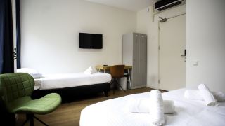 i-hotel