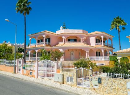 Villa Agadir - BBQ e Piscina aquecível em Albufeira
