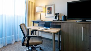 holiday-inn-nashville-vanderbilt-dwtn-an-ihg-hotel