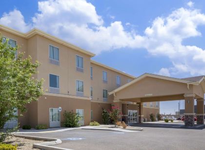 Quality Inn & Suites Carlsbad Caverns Area