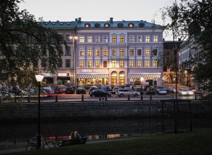 Hotel Flora