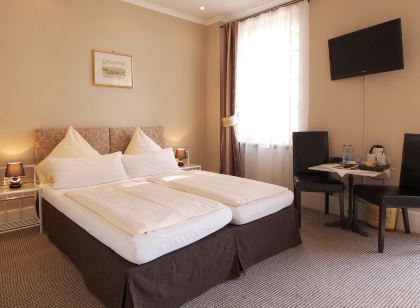 Hotel am Schloss Biebrich