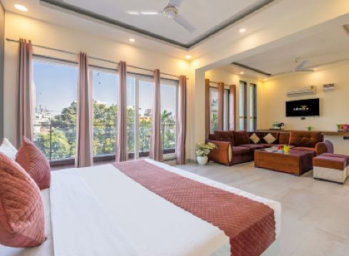 The Metro Stay by F9 Hotels