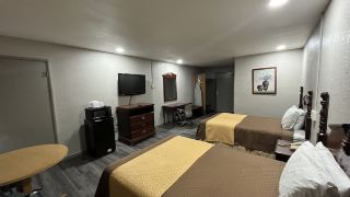 mid-towne-inn-and-suites