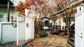big-john-s-place-guesthouse-seoul