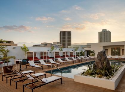 Rok Hotel Kingston, Tapestry Collection by Hilton