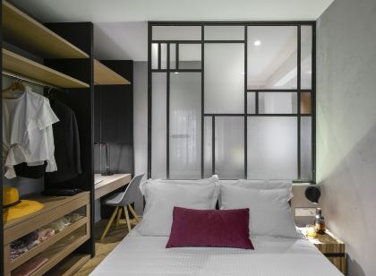 Olvios Luxury Suites