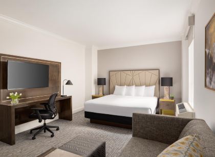 Martinique New York on Broadway, Curio Collection by Hilton