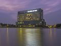 golden-lake-hotel