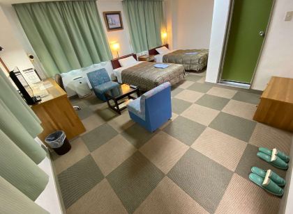 新見ビジネスシティーホテル