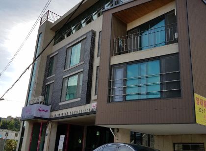 아리네 게스트하우스