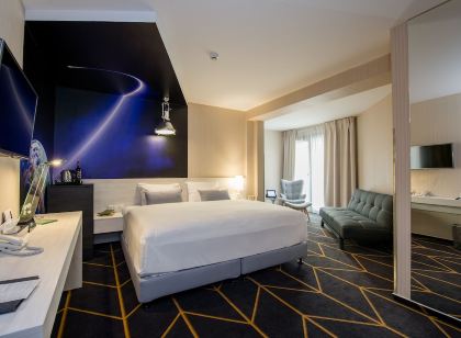 Science Hotel