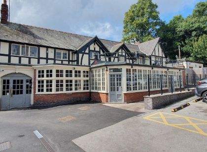 The Boathouse Inn & Riverside Rooms