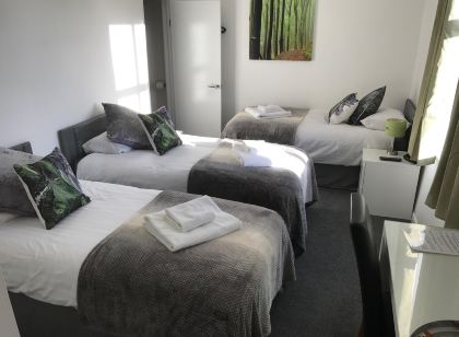 The Dalbury and Palmer Hotel with Free Parking
