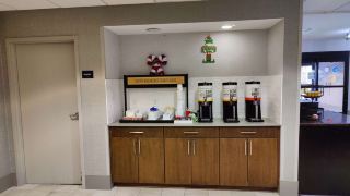 hampton-inn-atlanta-peachtree-city