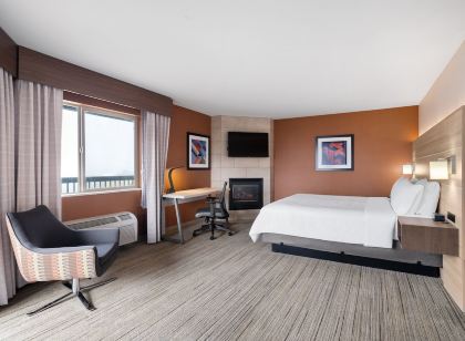 Holiday Inn Express Fort Bragg