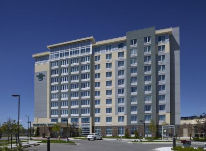 Homewood Suites by Hilton Calgary-Airport