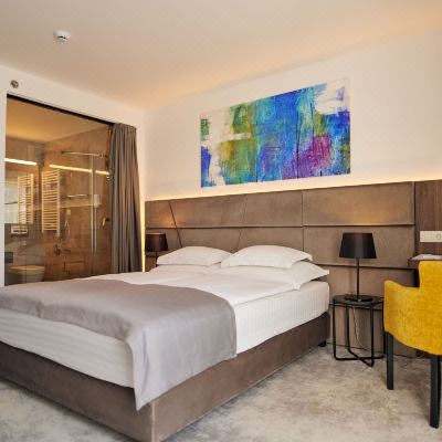 Standard Double Room with Sea View Standard Double Room with Sea View Hotel Paris Promo Code