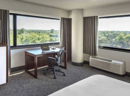 DoubleTree by Hilton Hotel Chicago - Schaumburg