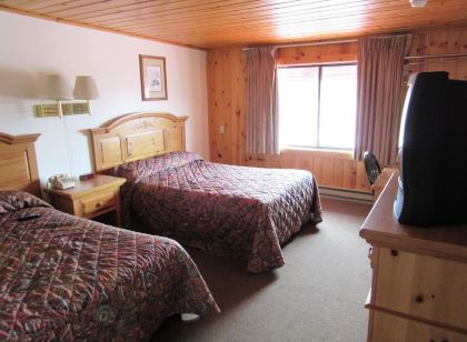Travelers Lodge