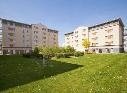 Appart Hôtel - Séjours et Affaires / Résidence étudiante - Les estudines Caen Le Clos Beaumois 22