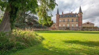 domaine-et-chateau-de-valinches