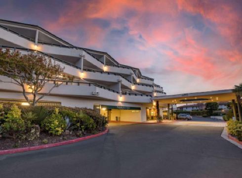 The Encinitan Hotel & Suites
