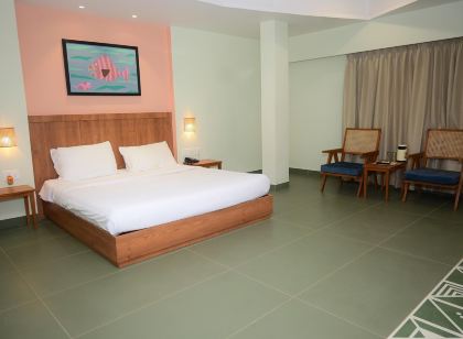 Hotel Ashray