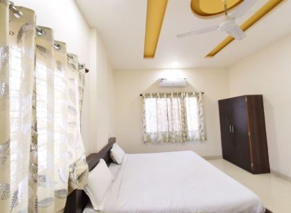 Hotel Radhika Inn