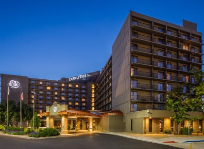 더블트리 바이 힐튼 호텔 덴버