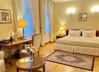 Fleur de LIS Hotel