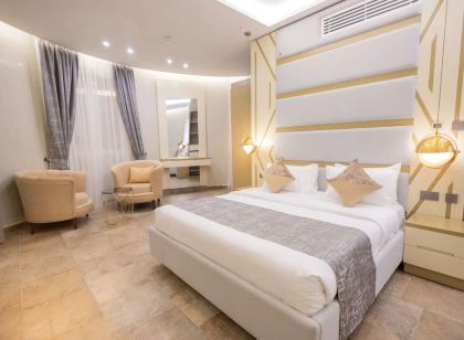 Grik Hotel - Entebbe
