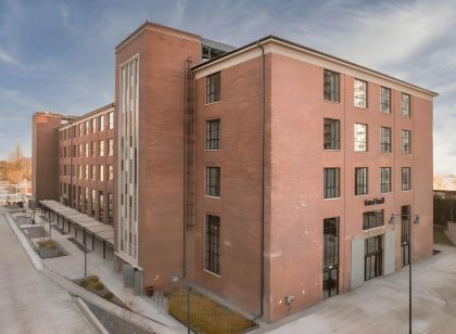 Montownia Lofts & Experience