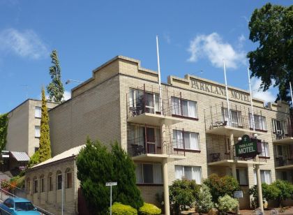 Parklane Motel