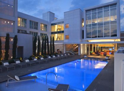 Graduate by Hilton Dallas