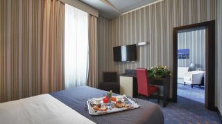 hotel-naples