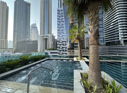 Lux Bnb Upper Crest Tower I Skyline Views