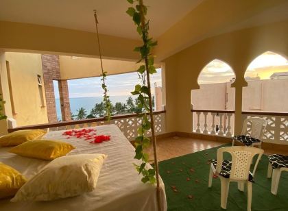 Lily Beachfront Apartments