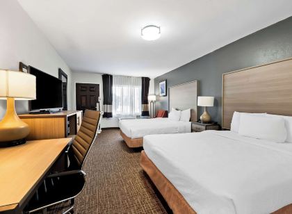 Quality Inn & Suites Fayetteville I-95