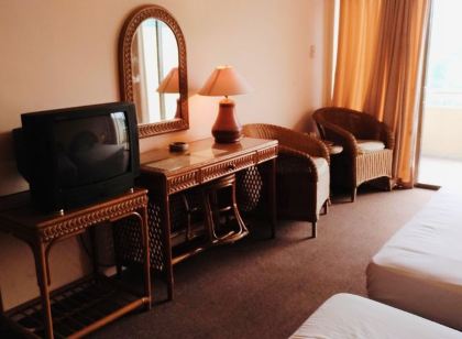 Puncak Inn Resort Hotel