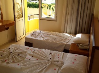 Caner Hotel