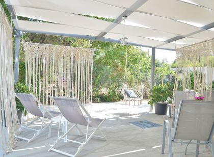 Alekos Luxury Suites Free 24h Transportation from - to Airport